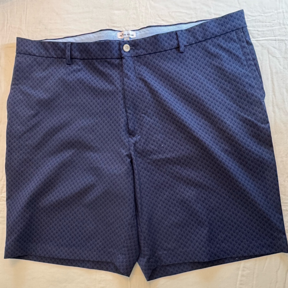 EUC Peter Millar Crown Crafted Skulls Micro Print Navy Shorts 42 - Picture 7 of 7